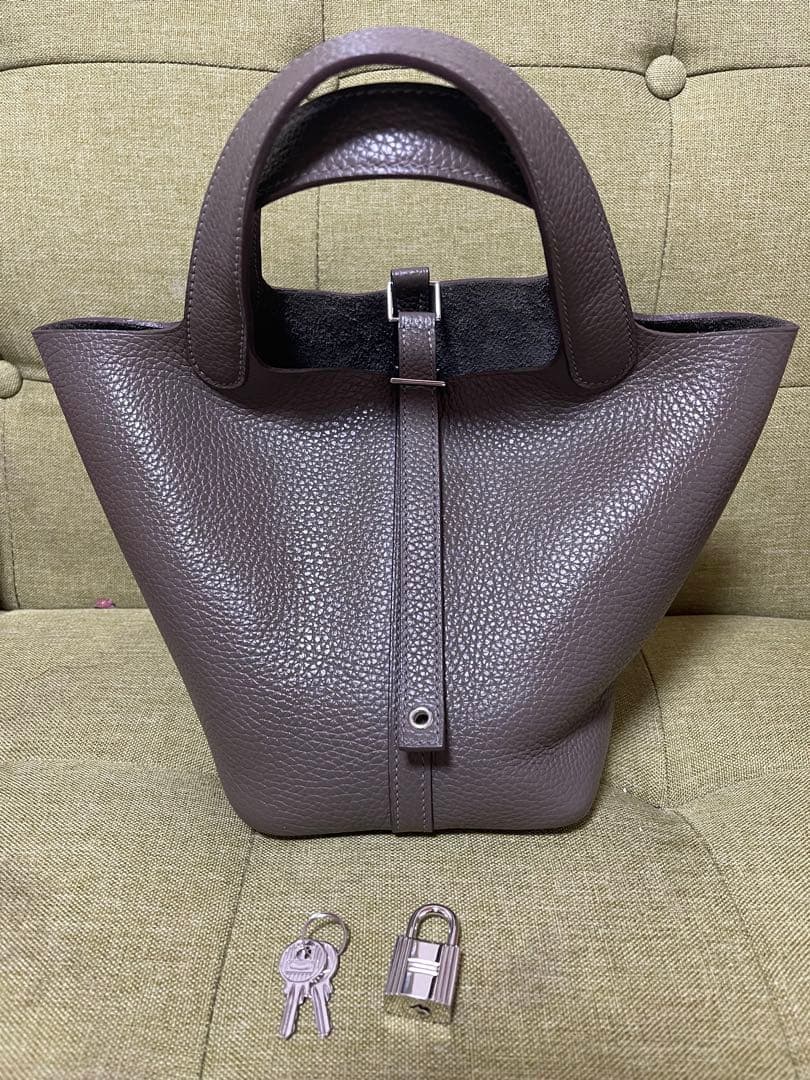 専用　本革ハンドバッグ　キューブバッグ　バケツ型バッグPM手縫い 楽天市場】キューブバッグ 本革 プレミアム本革 手縫い ハンドバッグ