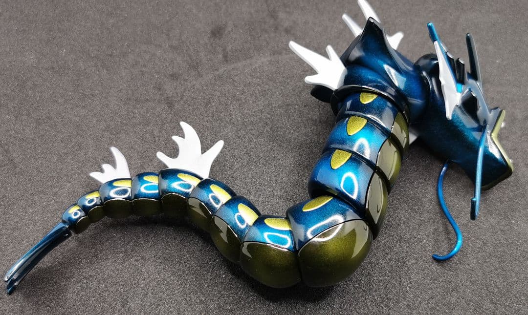 ポケプラ ギャラドス 全塗装 キャンディグラデーション バンダイ 完成