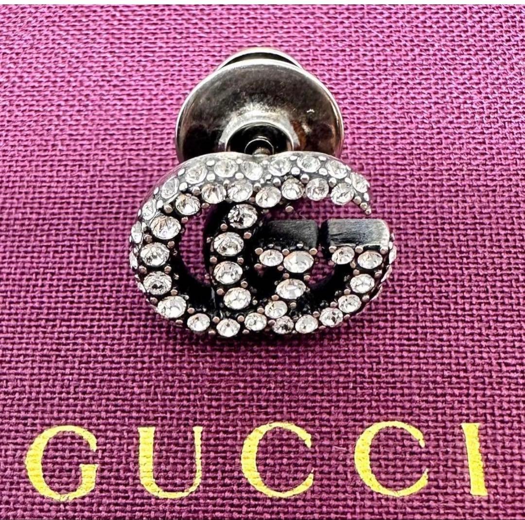 新品同様 GUCCI ダブルGロゴ ピンブローチの通販はau PAY マーケット