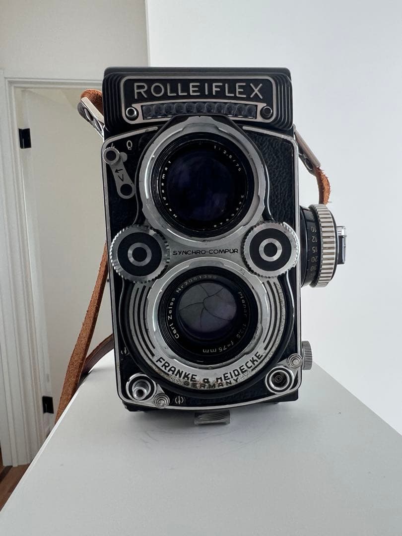 フィルムカメラ Rolleiflex 3.5f planar