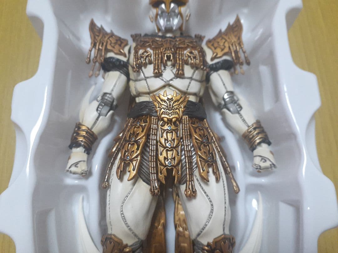 S.H.Figuarts (真骨彫製法) ン・ダグバ・ゼバ フィギュアーツ