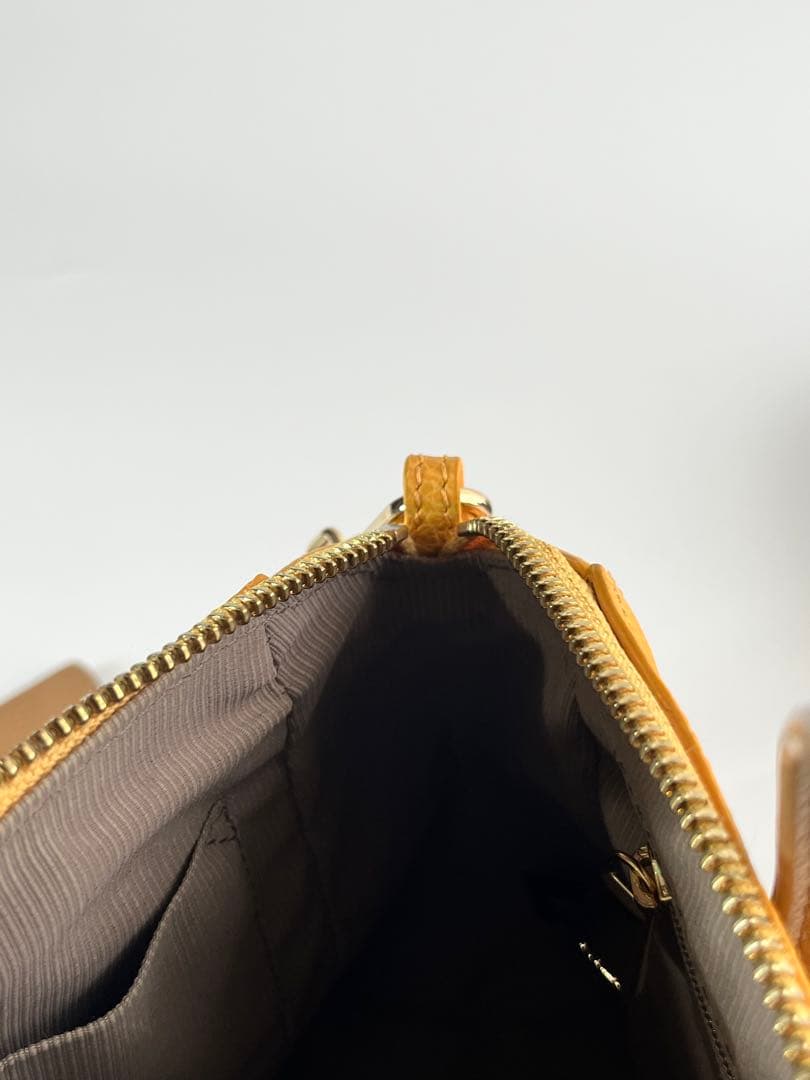 FURLA フルラ テッサ 2waイエローレザーバッグ ビタミンカラー