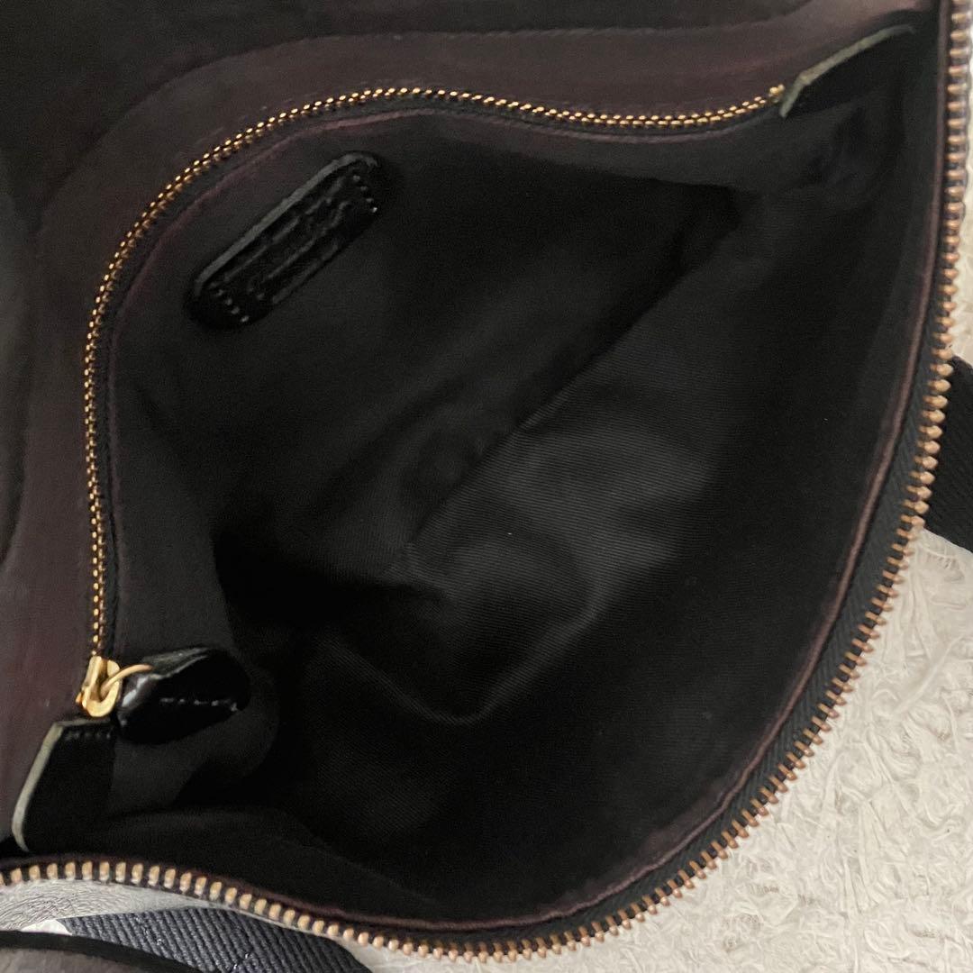 《美品高品質早い者勝ち》クオドロquadroリアルレザー本革ショルダーバッグ