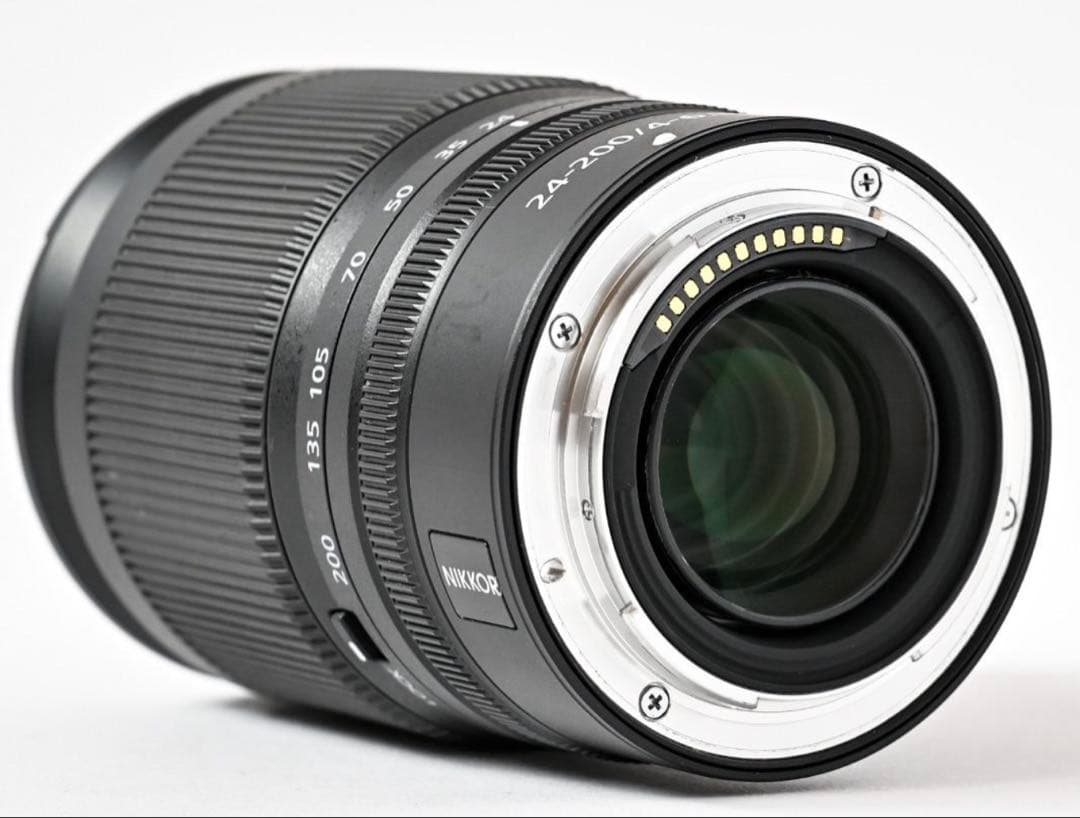 NIKKOR Z 24-200mm f/4-6.3 VRレンズ