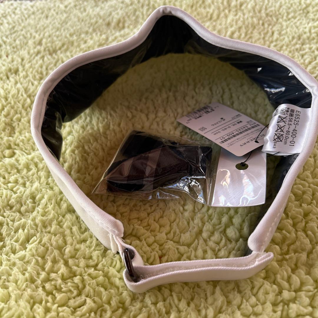 《未使用》BURBERRY GOLFサンバイザー　キャップ ホワイト