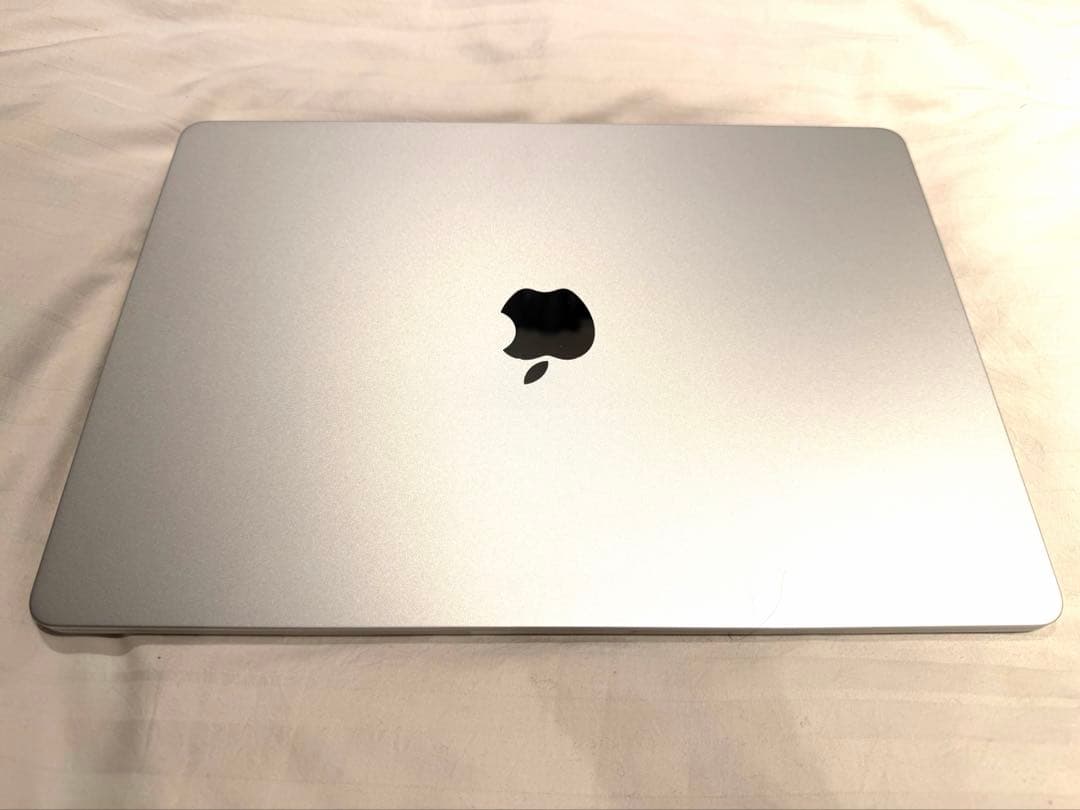 【極美品】MacBook Air 15インチ M4 16GB 256GB New MacBook Air 15-inch: M4, 16GB, 256GB - Midnight | Mac-Ave