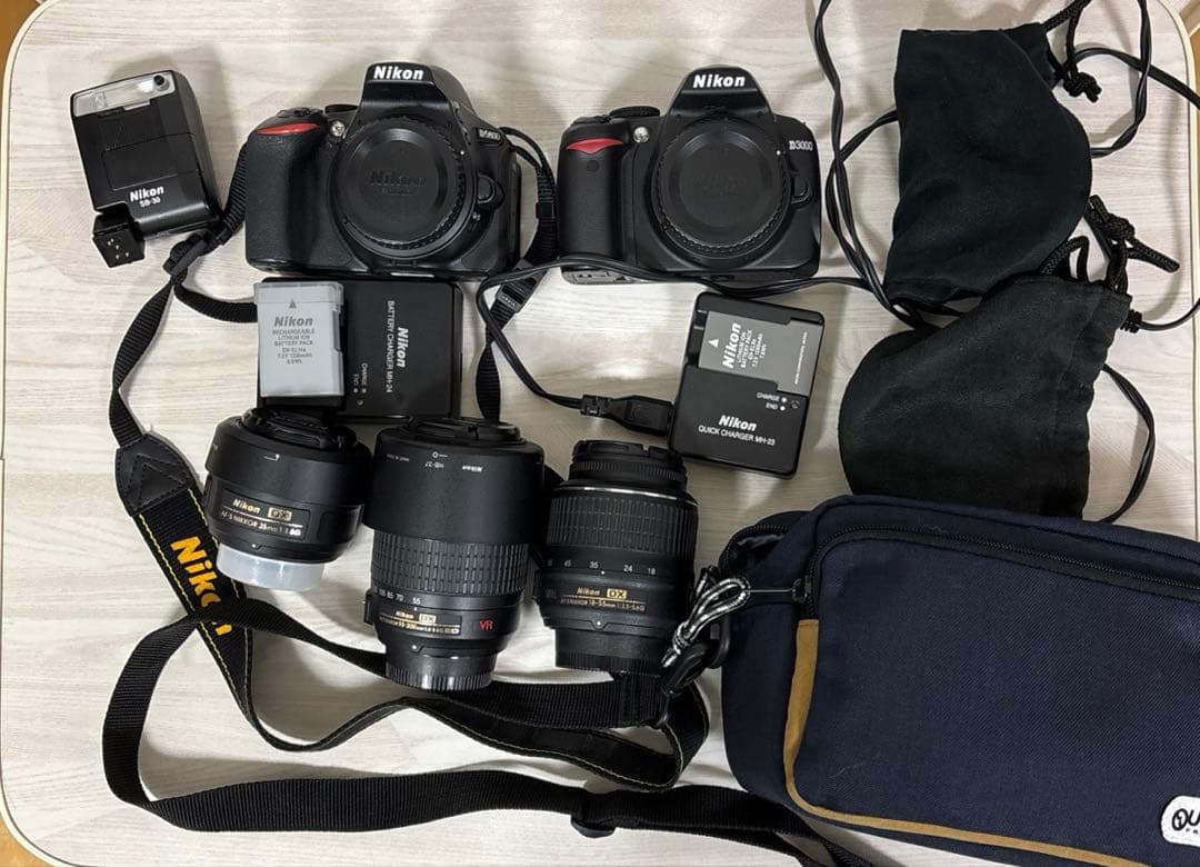 ✨*✨様 Nikon D5600 & D3000 レンズ3本・スピードライト付 Nikon D5600 & D3000 レンズ3本・スピードライト付 - メルカリ