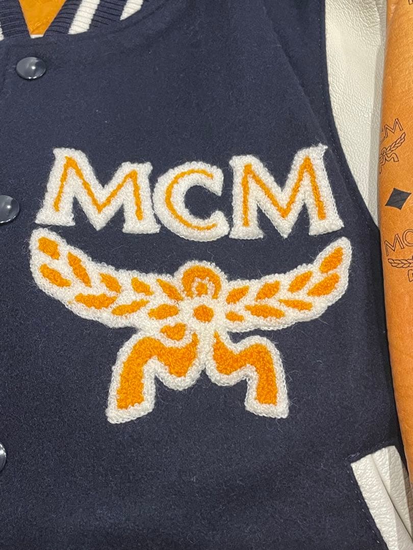 クラウディアフィン　　MCM liquor,woman&tears