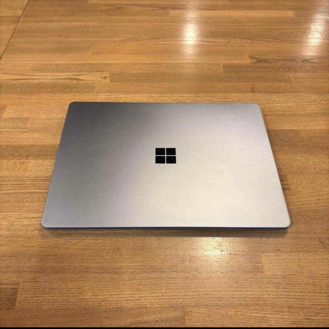【美品】Surface Laptop Go 3 Core i5 プラチナ 箱付 マイクロソフト Microsoft 【アウトレット】Surface Laptop Go 3