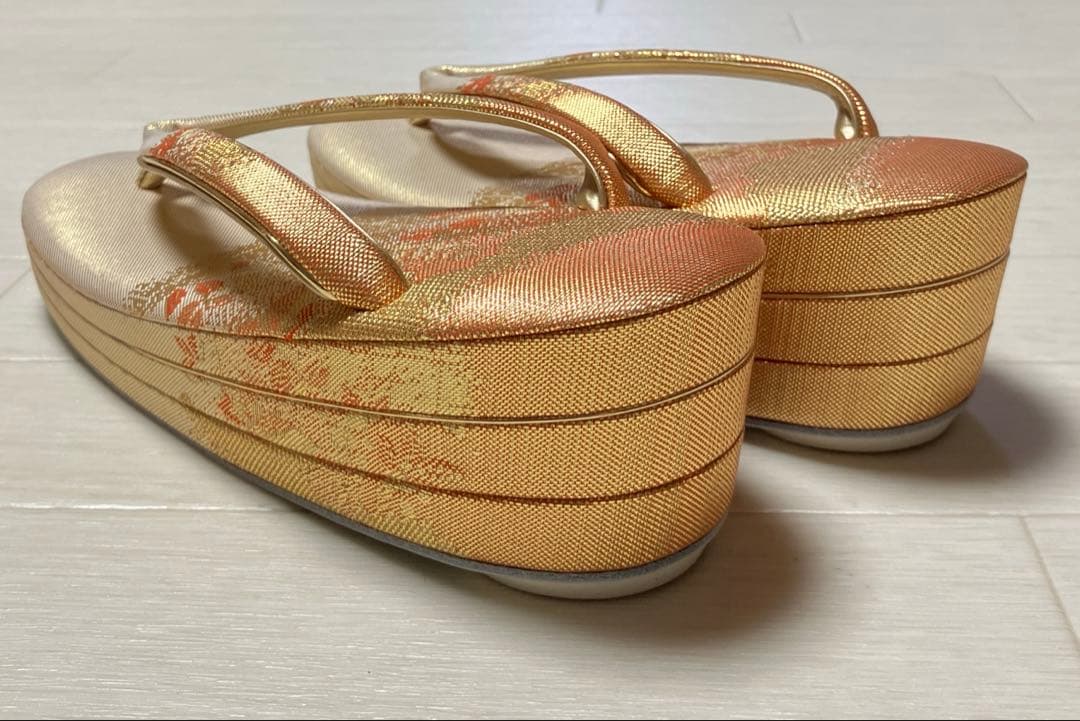 《未使用》佐賀錦　草履バッグセット　東京芝山ブランド　正絹　ゴールド　厚底