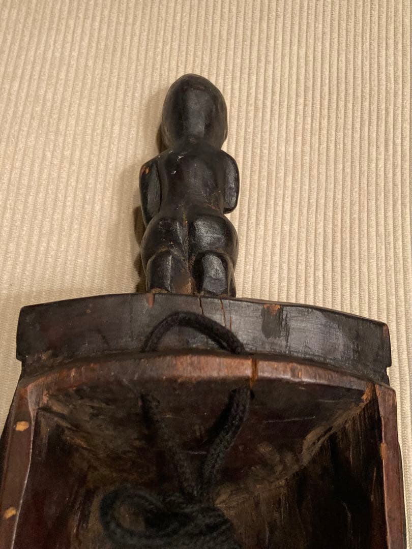 アフリカンマスク彫刻の名手バウレ族！