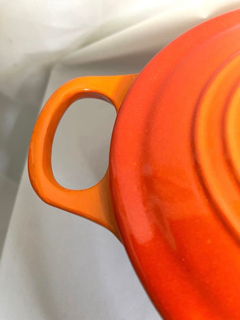 LE CREUSET ル・クルーゼ ココットオーバル 25cm オレンジの通販はau