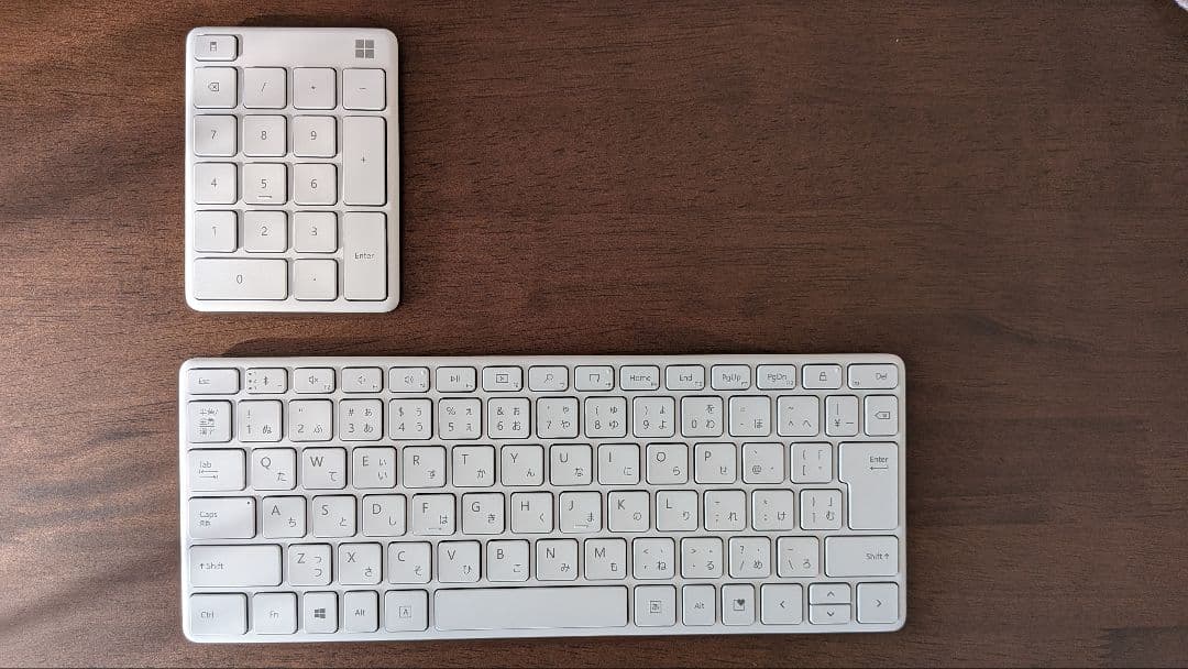 Microsoft Designer Compact Keyboard＆テンキー ミニマムデザインがモダンで良き。実用性も高い「マイクロソフト
