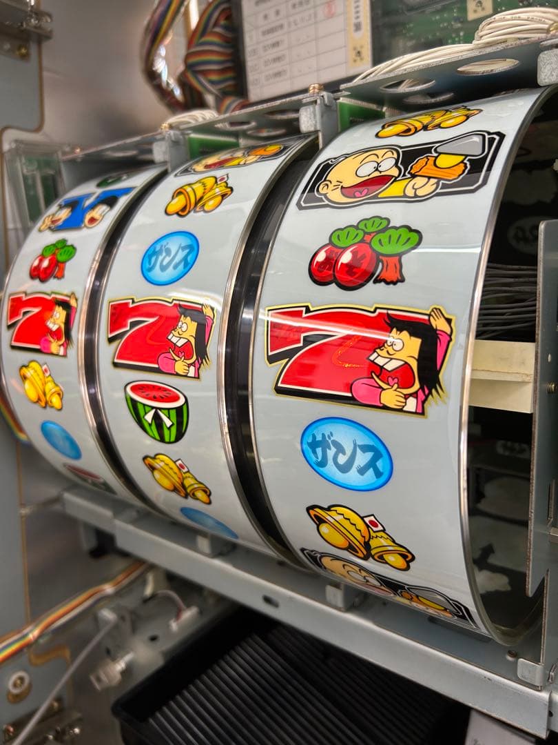 送料込み】パチスロ おそ松くん 4号機 実機 スロット おそ松さん