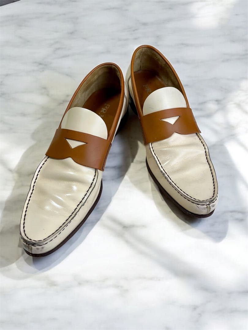 値下げ中【PRADA】プラダ ローファー 革靴27cm アイボリー