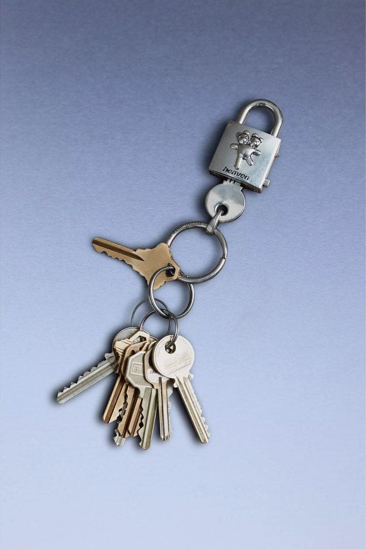 heaven by marcjacobs LOCK AND KEY CHAIN - メルカリ
