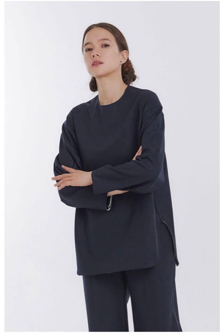 新品未使用】yori ウォーム裏起毛Tee ネイビー