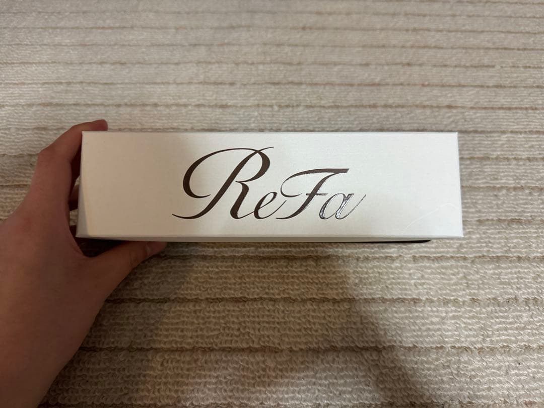 ReFa 美容機器 ホワイト オリジナルボックス付き ReFa（リファ） 【お急ぎ対応】リファ ハートブラシ オーロラホワイト