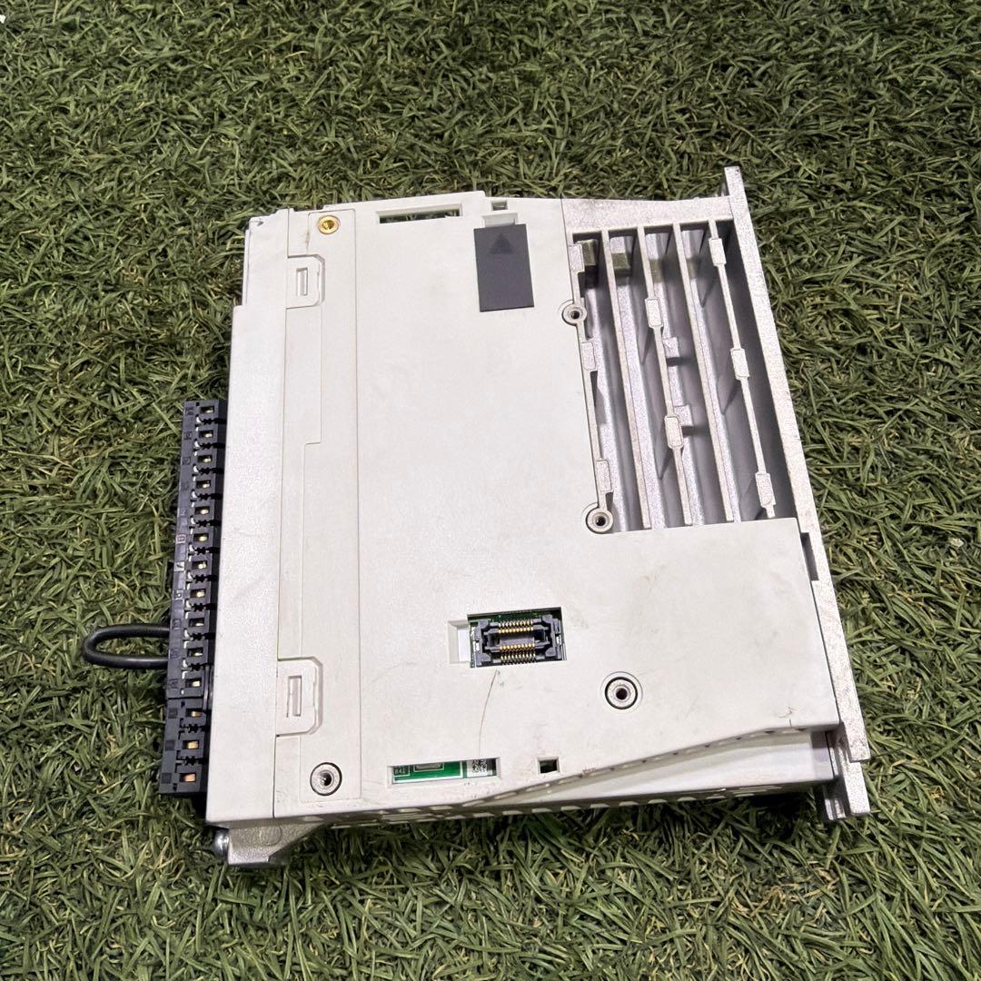 YASKAWA SGDXS-1R6A00A サーボパックドライブ 動作保証 - メルカリ