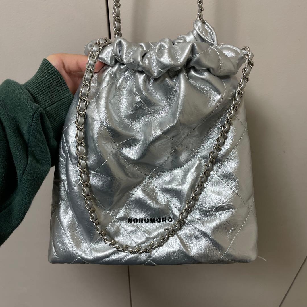 NOROMORO シルバー キルティングショルダーバッグ - メルカリ