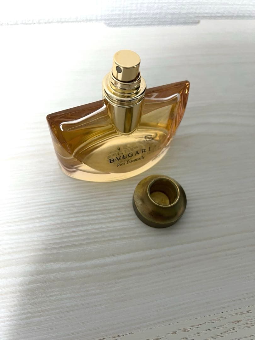 ブルガリ 香水 ローズエッセンシャルオードパルファム 50ml - メルカリ