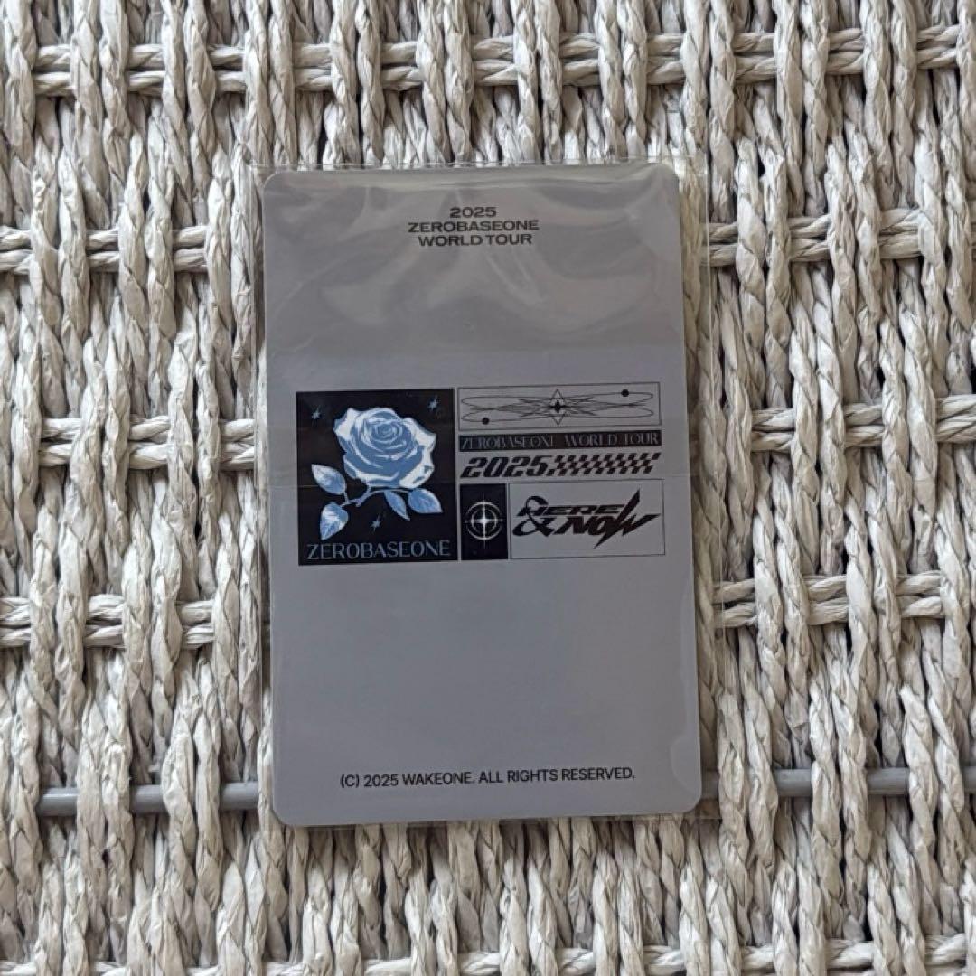 ZEROBASONE zb1 here&now パーカー ジャンハオ トレカ - メルカリ