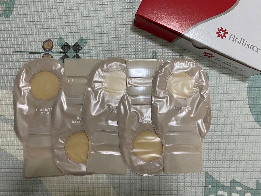 ホリスター パウチキン小児用ワンピースロックンロール 3796 - メルカリ