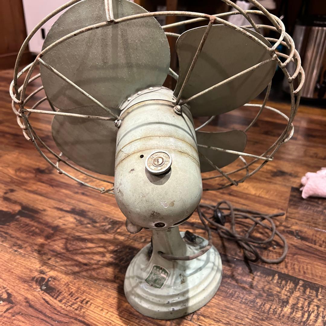 芝浦 レトロ グレー 扇風機 4枚羽根 最終値下げ - メルカリ