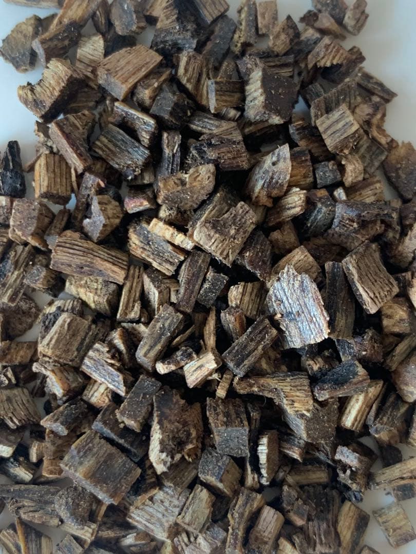 極上伽羅 沈香 香木 沈香線香 沈香精油 電気香炉 特別価格 - メルカリ