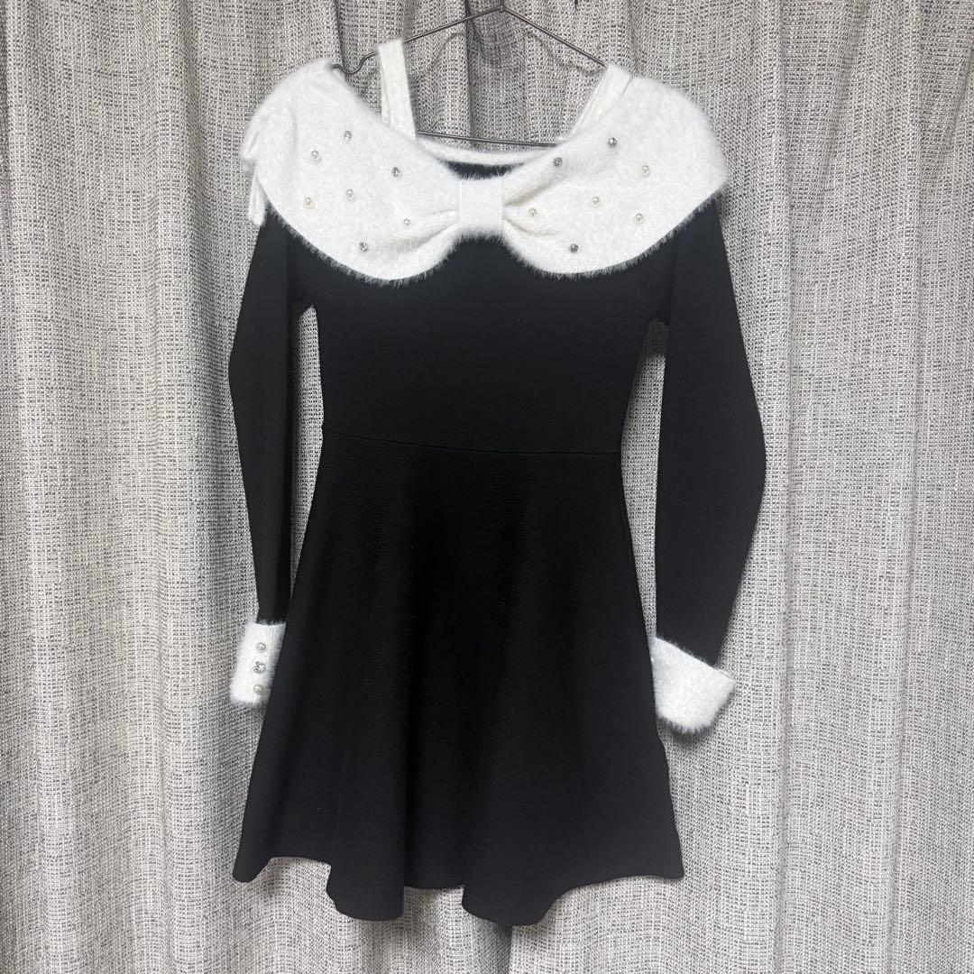 evelyn リボンオフショルミニワンピース EVG-152 - メルカリ