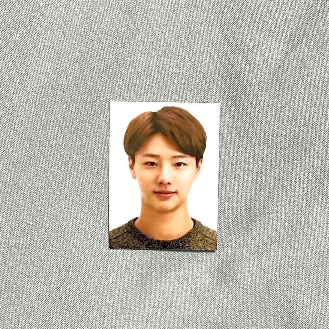 WOODZ チョ・スンヨン 証明写真サイズ - メルカリ