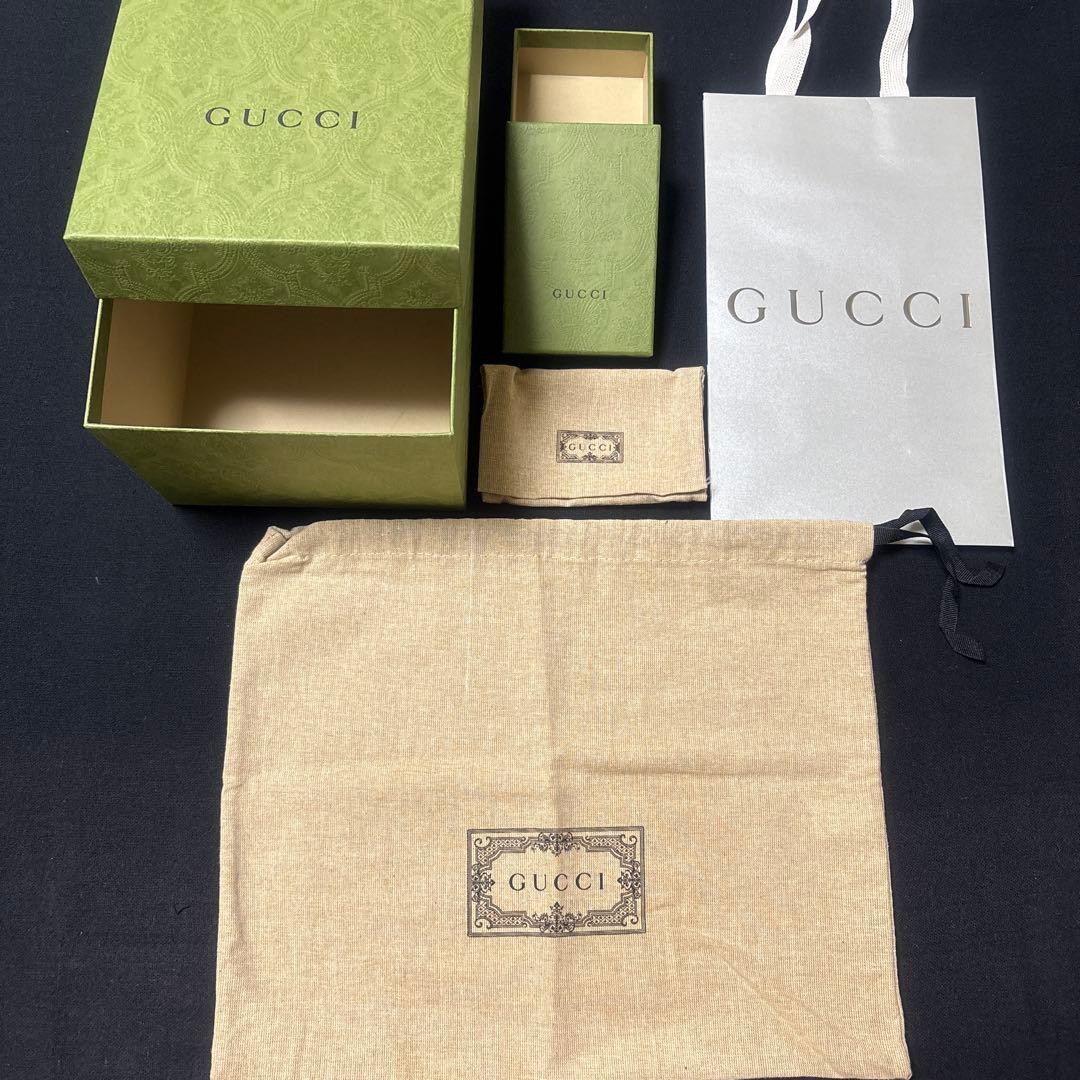 GUCCI ギフトボックス 空箱 保存布袋 グリーン グッチ - メルカリ