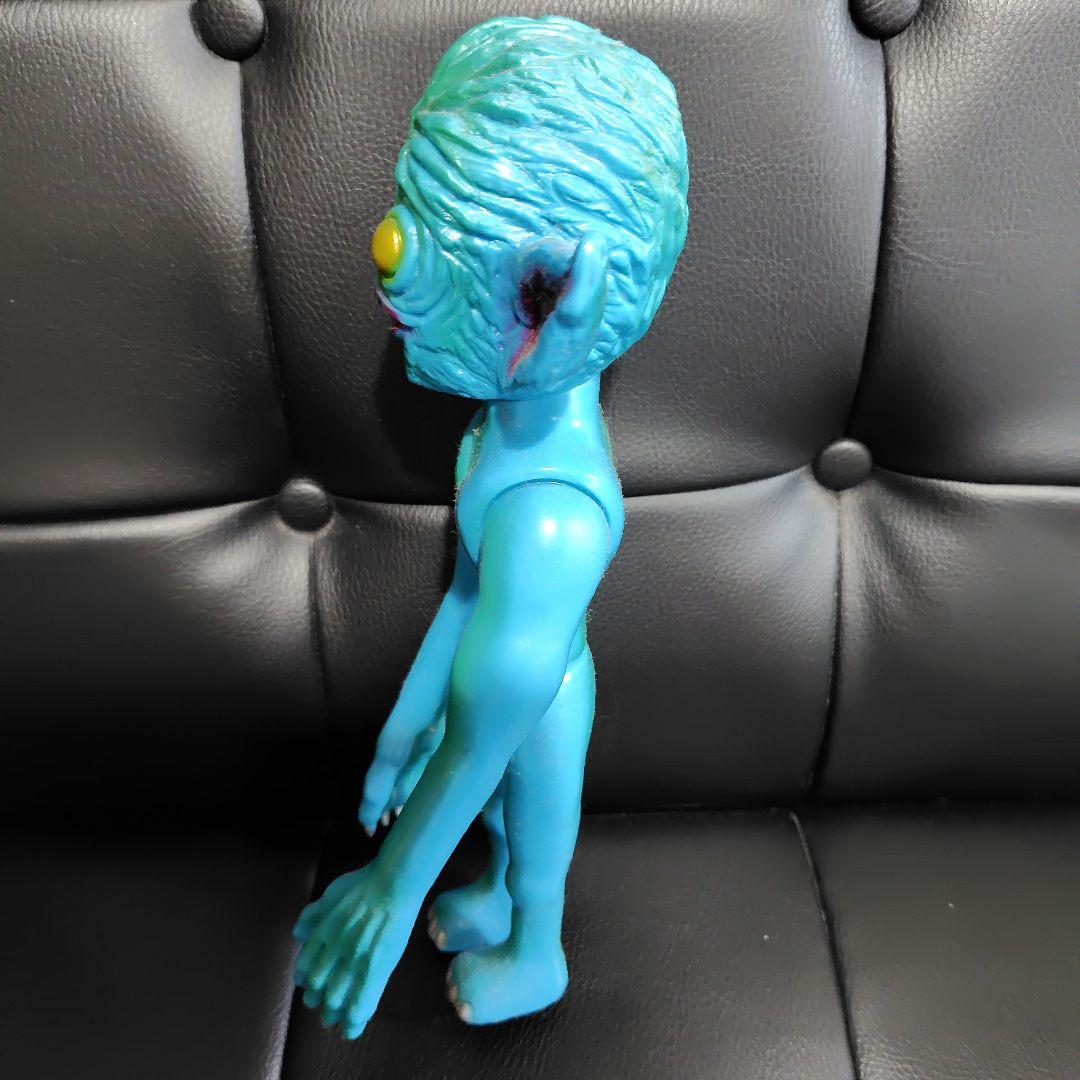マーミット 宇宙人 青い怪獣フィギュア 1997 - メルカリ