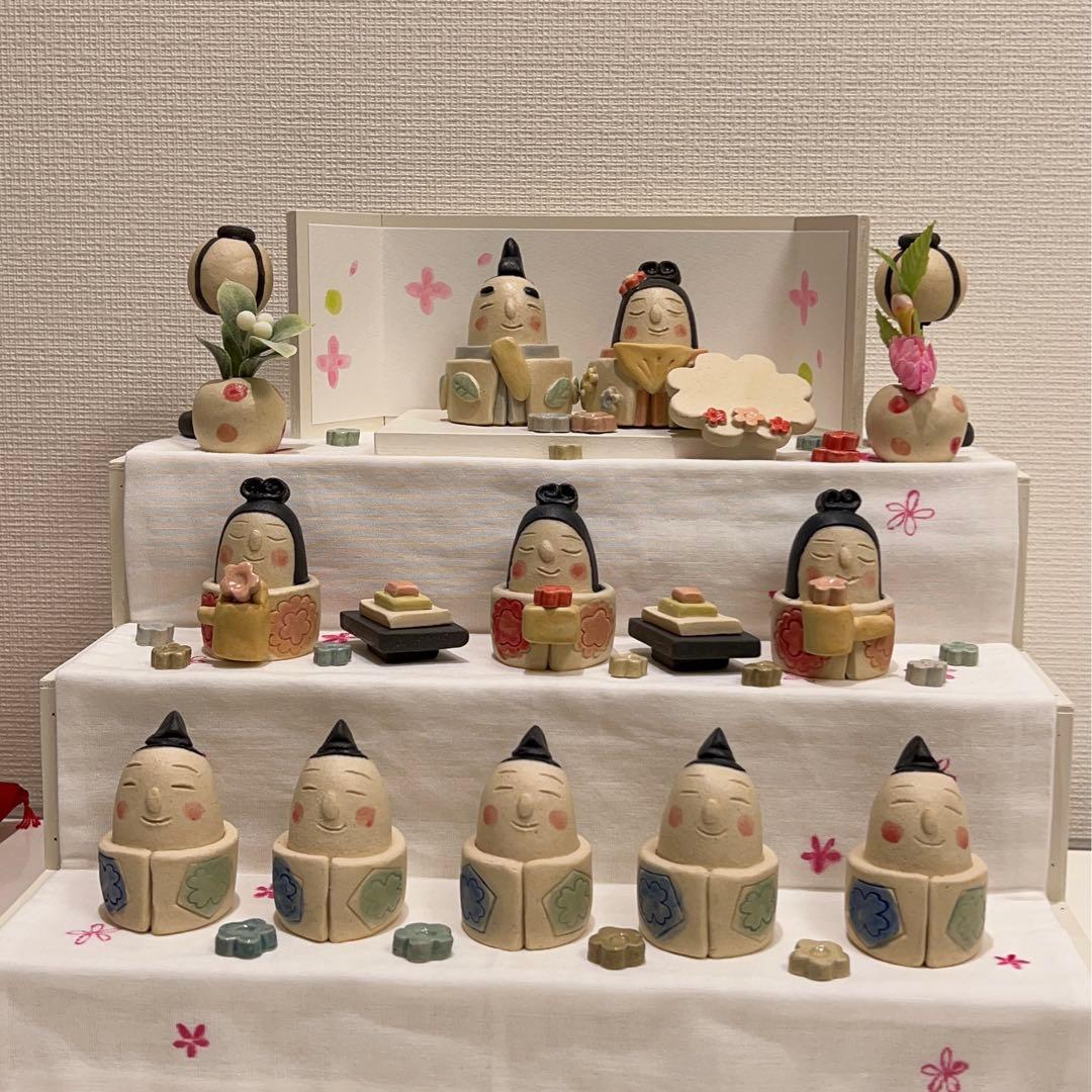極美品◾️岡崎順子 お雛様 3段飾り 岡崎順子 和食器通販｜さわらぎ おひなさま黒三段赤生地