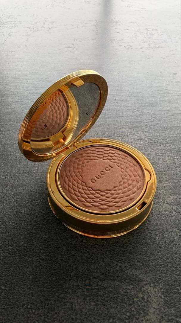 GUCCI ブロンジングパウダー 03 - メルカリ