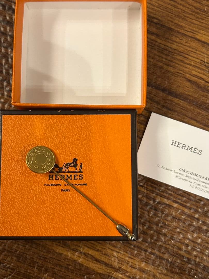 エルメス HERMES セリエ ピンブローチ ゴールド 箱付 - メルカリ
