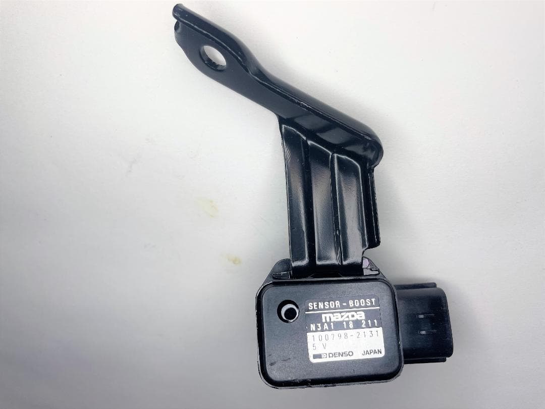 RX-7 FD3S ブーストセンサー 圧力センサー N3A1-18-211 純正 - メルカリ