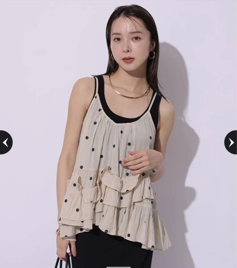 新品同様 Mystrada フリルティアードキャミ+メッシュ ニット 2点付き 新品同様 Mystrada フリルティアードキャミ+メッシュ ニット 2点付き