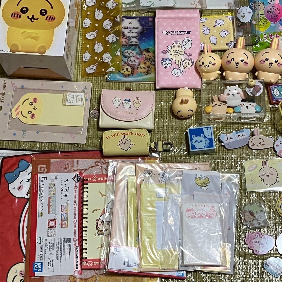 ちいかわ まとめ売り 大量 140サイズ 小物 ぬいぐるみ 雑貨 シール