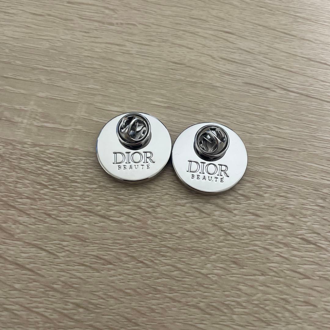 DIOR/ノベルティピンバッジ/ブローチ - メルカリ