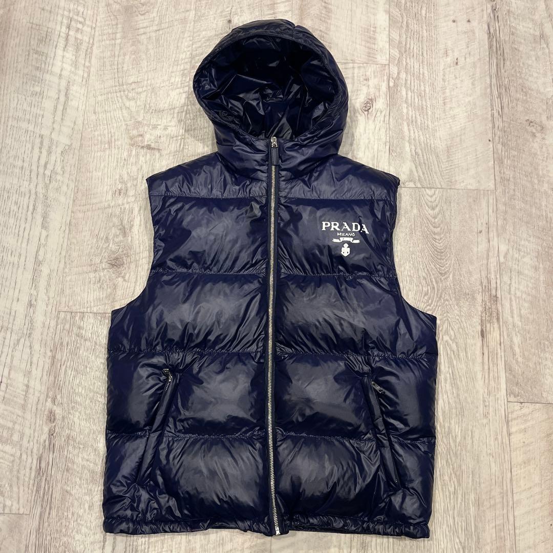 PRADA プラダダウンベスト PRADA (プラダ) ロゴ スタンド フルジップ ダウンベスト PRSGB0331WQ9