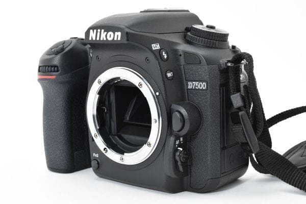 ニコン Nikon D7500 ボディ 《ショット数8456回》＃3346B