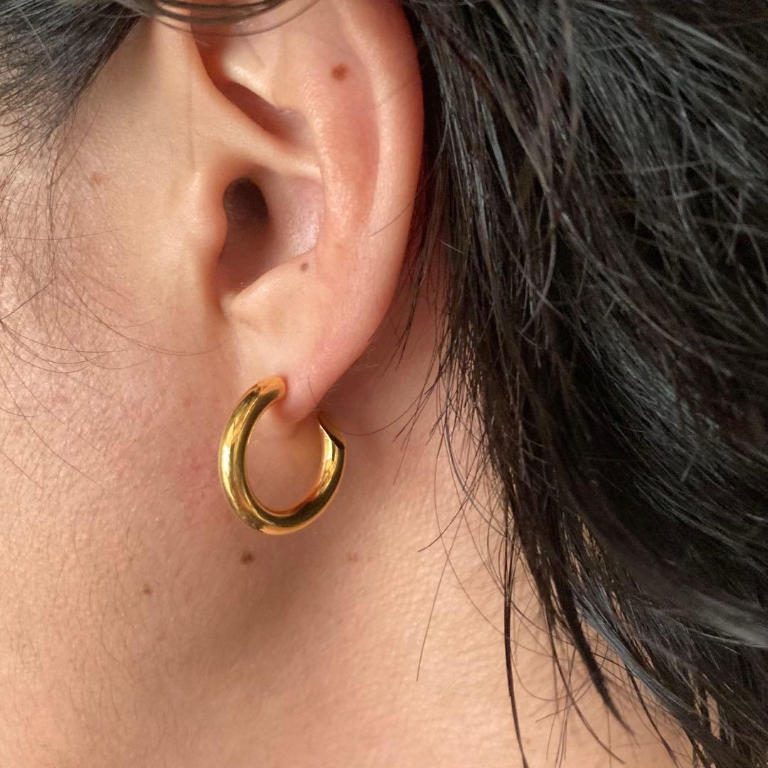 ゴールド 4×23mm 両耳 18金 ピアス BWL クロムハーツ