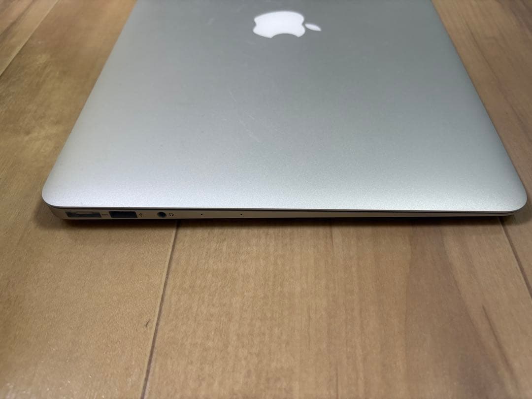 【ジャンク】MacBook Air i5 1.8GHz 13インチ（2017）