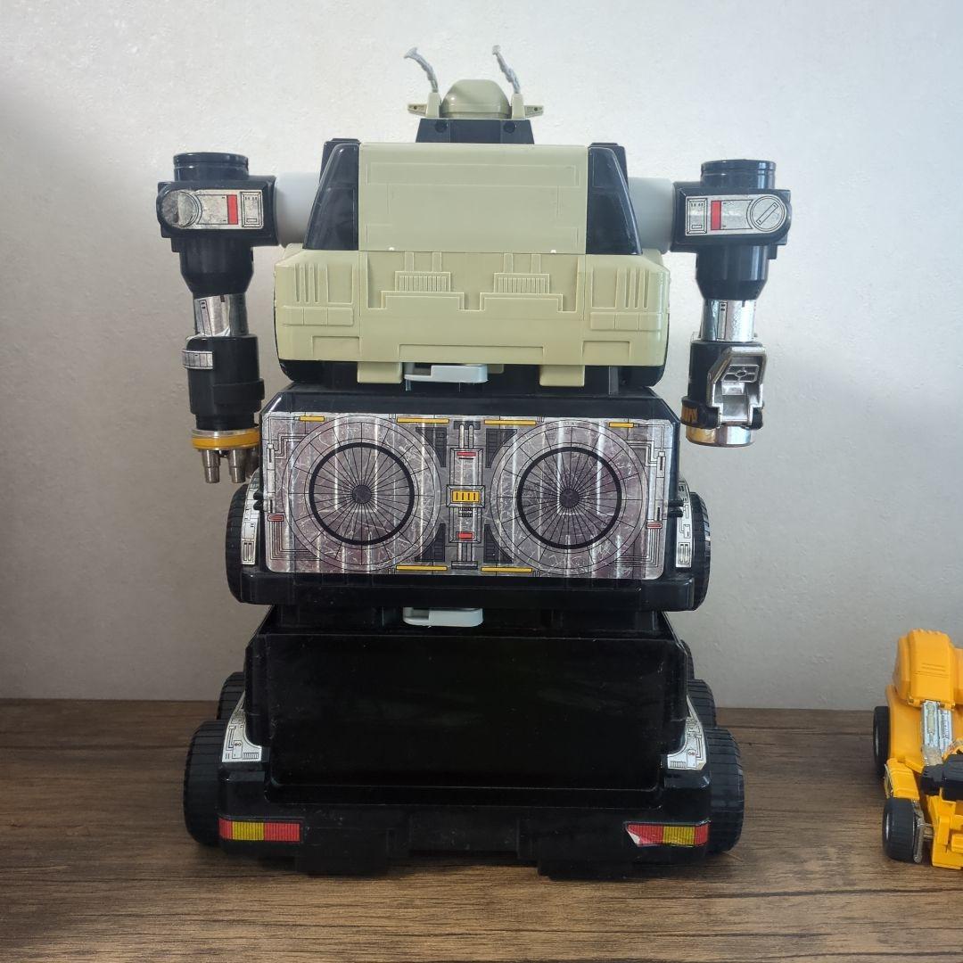 DXビクトレーラー 激走戦隊カーレンジャー DX VRVロボ - メルカリ