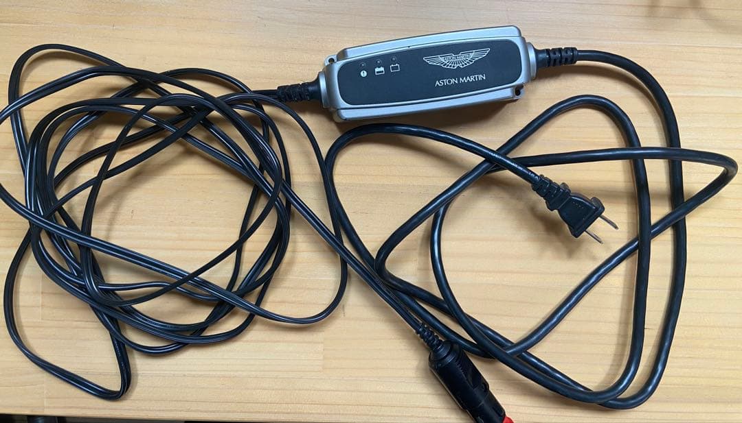 ASTON MARTIN バッテリーコンディショナー4G43-10C650-DB