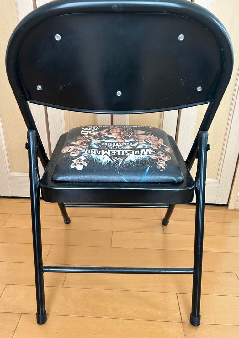 激レア！】WWE レッスルマニア25 大会記念 非売品 パイプイス WWF