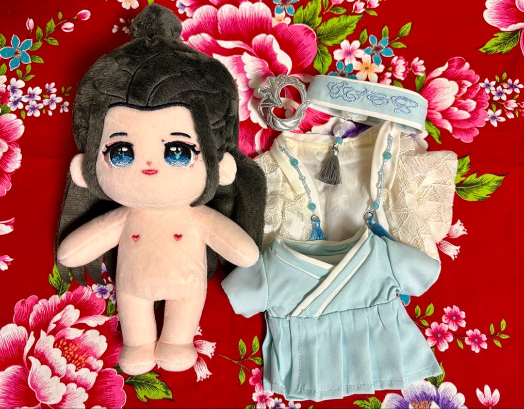 陳情令 魔道祖師 ぬいぐるみ衣装付き 2体セット（馬は付いていません）