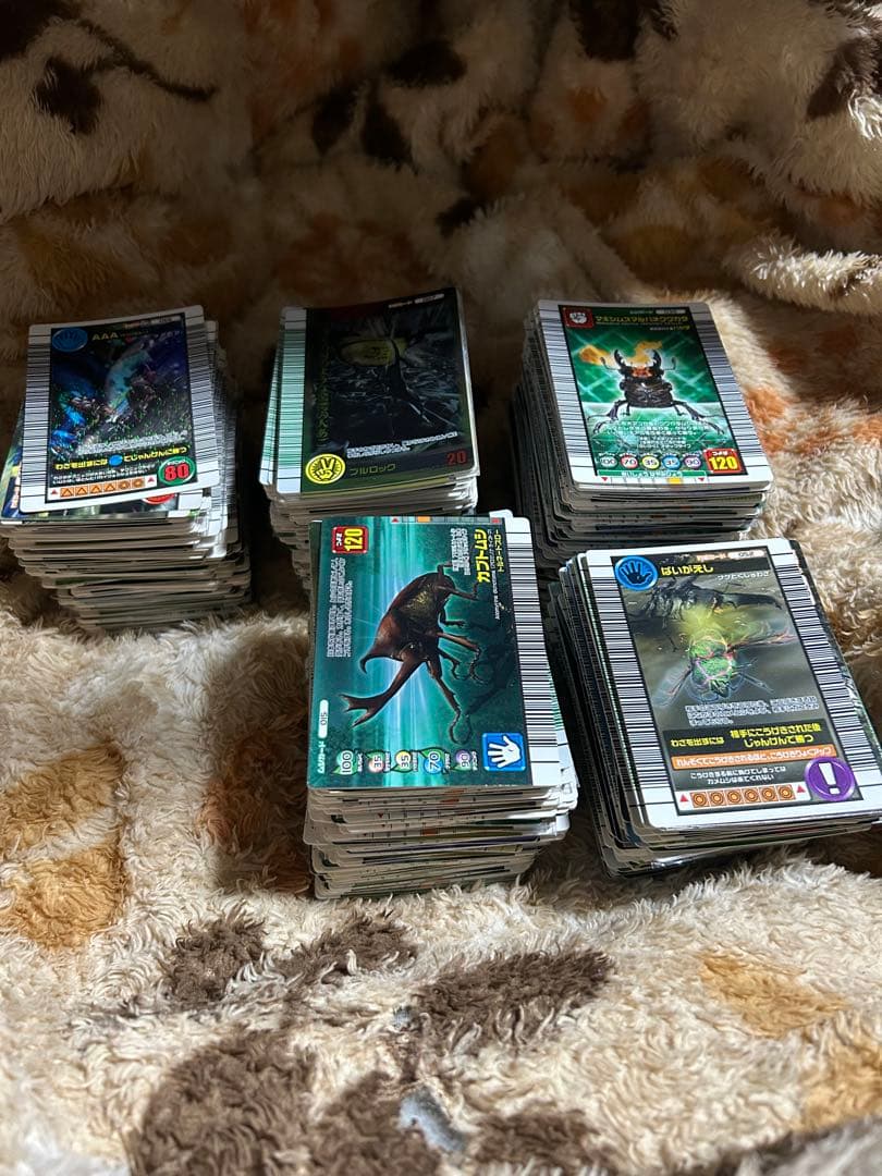 ムシキング 強さ100〜140 技カード(スーパー系もあり)キラカードも有り ムシキング 強さ100〜140 技カード(スーパー系もあり)キラカードも有り