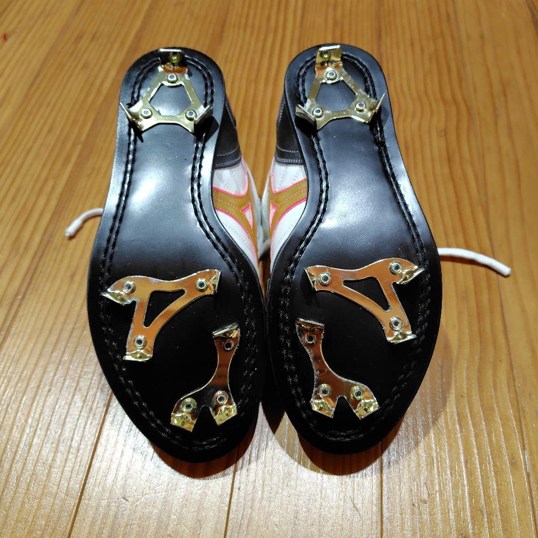 野球スパイク　Mizuno ミドルカットスパイクシューズ　25.5cm